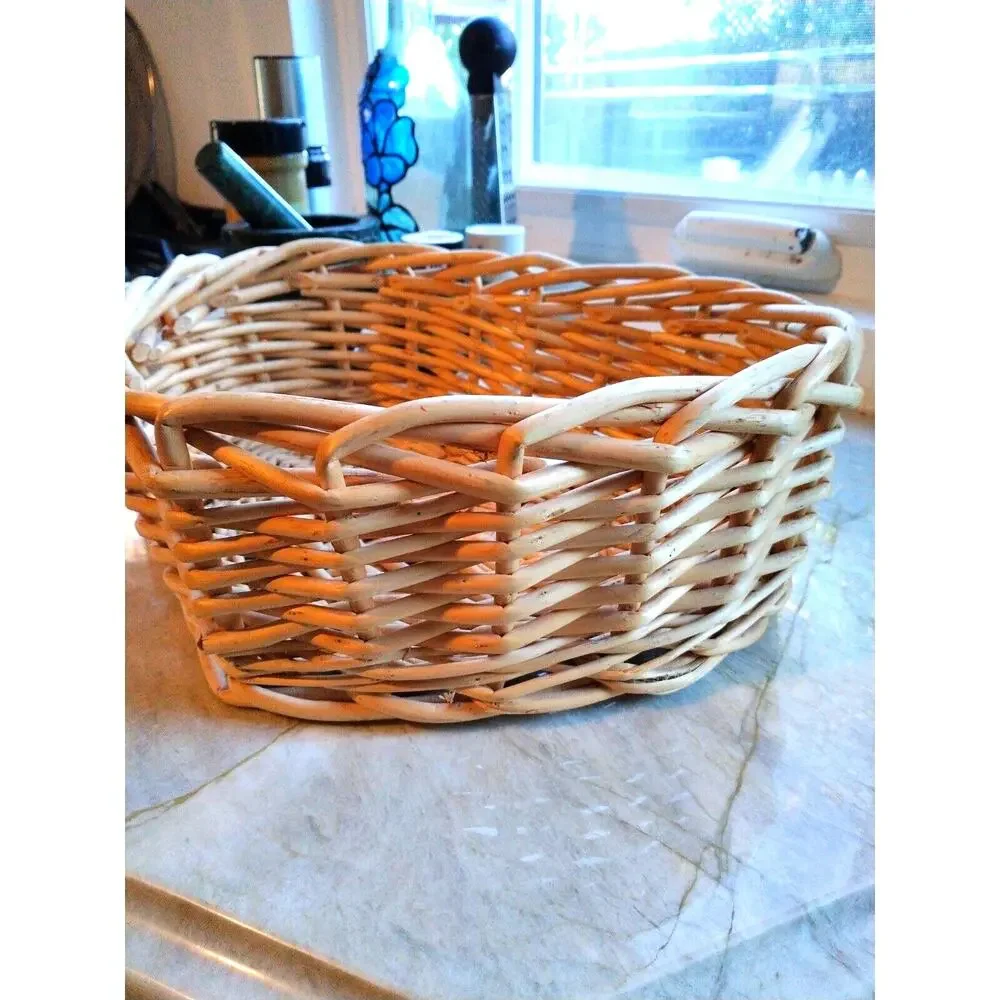 Vintage HEART Bread Basket Weaved Branch‎ Wicker Woven Tray Cottagecore Easter